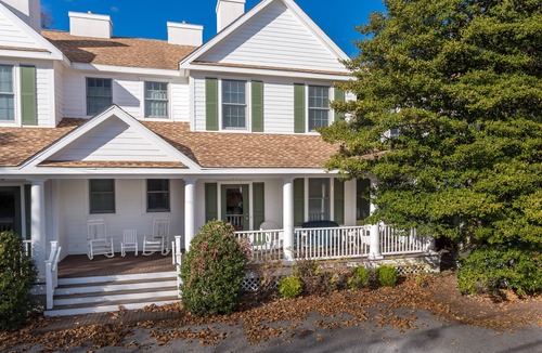 Rehoboth Beach House | Downtown Rehoboth Beach Townhouse 5 Primary Bedrooms Porch
