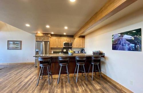 Bigfork House | Eagle Bend Townhome w/King Suites & Amazing Views