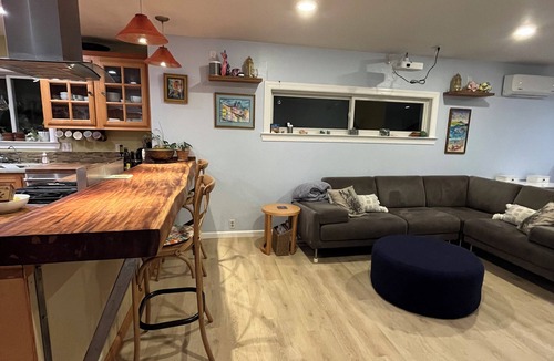 Berkeley House | Elegant 2BR/2BA · AC · Walk to BART & Gourmet Ghetto
