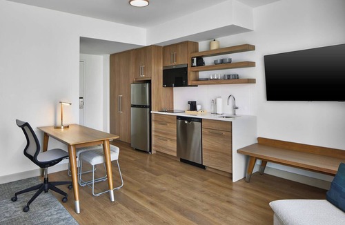 Dunwoody Hotel | Element by Marriott Atlanta Perimeter Center