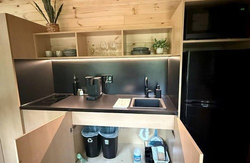 Quakertown Cabin | Elm: Family Tiny Home Pod with Forest Views near Quakertown, Pennsylvania