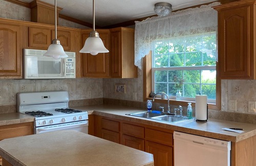 Sprout Brook House | Enjoy a peaceful and tranquil country setting