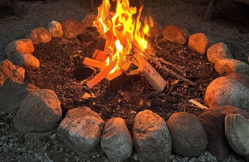 Town of Webb Cabin | Escape & Enjoy a Cozy 3-bedroom cabin in wonderful Old Forge/Winter Season Ava