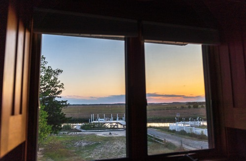Broadkill Beach House | EXCLUSIVELY YOURS! Private Beach Path, Double Water Access, and Dog Friendly.