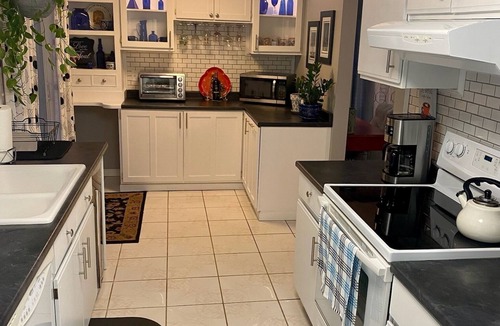 Malta House | Executive Townhouse located close to Saratoga Lake. August Available for Track