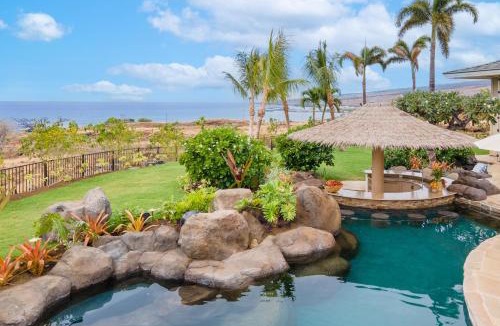 Kamuela House | Experience luxury at Hale 'O Ka La in Kamuela, featuring 5 bedrooms and stunning amenities.