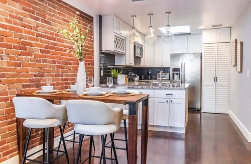 Gaslamp Quarter Apartment | Explore Gaslamp from Chic APT + Kitchen | Sleeps 5