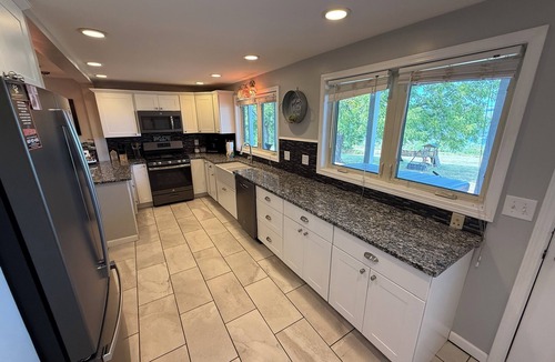 Hammondsport House | Fabulous 6-bedroom house with gorgeous Keuka Lake views in charming Hammondsport