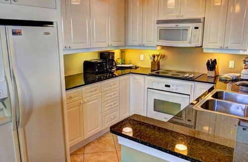 Navarre Beach Condo | Fabulous condo, excellent reviews! 2 chairs and 1 umbrella (Available Mar-Oct)