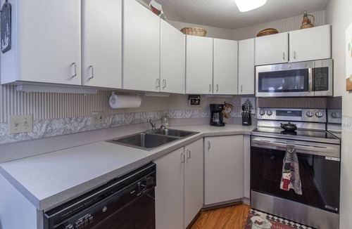 Clymer Condo | Fantastic 2 bed/3 bath Loft at Peek 'n Peak Resort; Sleeps 6; Walk to lodge!