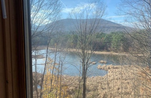Arlington House | Farm Barn Adjacent Wildlife Preserve w/Fantastic Views
