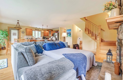 Hammondsport House | Finger Lakes Home w/Private Pool & Lake Views!