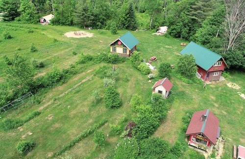 North River RV Rental | Fully-Furnished Tent-Style Cabin Rental near Indian Lake, Upstate New York