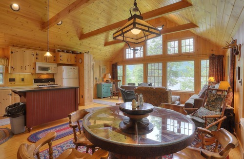 Rangeley House | Gerstley - Quiet, secluded adorable camp on Loon Lake
