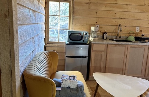 Williamstown Cabin | Gggs cabin, enjoy your time in the woods by the salmon river in Williamstown NY