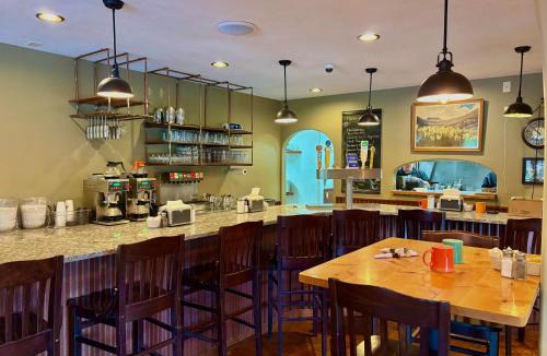 West Glacier Hotel | Glacier Highland Motel