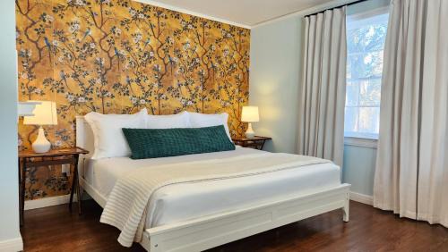 Wright House | Glam Country Escape 15 min to LR, Ded Work, King