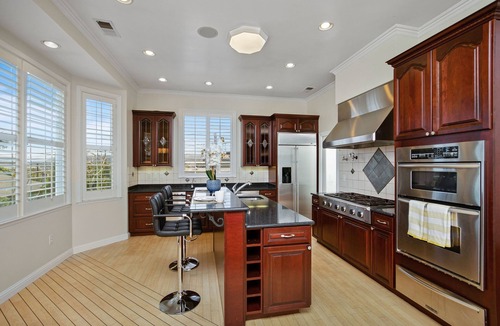 Downtown House | Glamorous South San Francisco Home