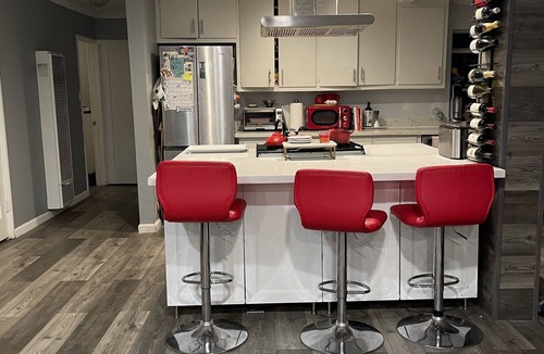 Stanley House | Gorgeous 2/1 Home 5 min walk to Downtown Lafayette