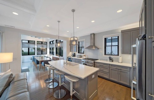 The Pines House | Gorgeous 5BR, 4.5BA, in town, pool, hot tub, beach nearby!
