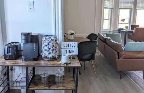 Seward Place Apartment | Great Value Unit in Union-A10