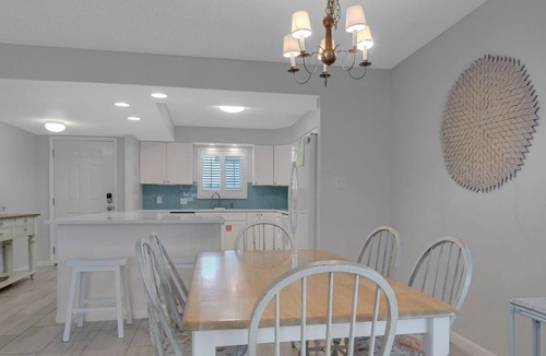 Seacrest Condo | Gulf-front in Seacrest - Pool & Tennis - Sleeps 6 + Free Attraction Tickets!