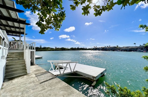 Portlock House | Hale Kai Lily - Waterfront Hawaiian Paradise