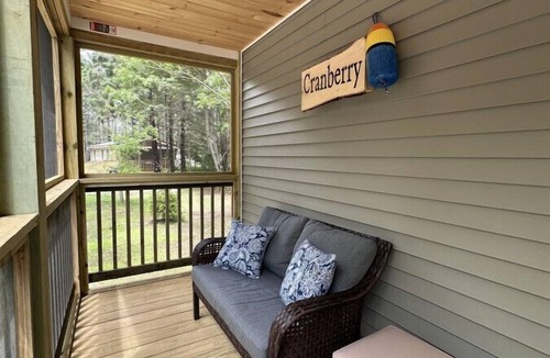 Town Hill Cottage | Harbor Hideaway - All you need & close to Acadia!