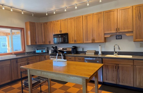Cooperstown House | Hatch's Lodge - 5 bdrms, 5.5 baths, amazing lake views and waterfront