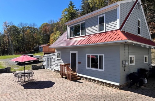 Cooperstown House | Hatch's Nest - Awesome lake views, shared waterfront, great studio apartment