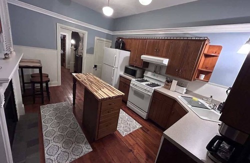 Harrisburg - Hershey House | Heart of Midtown Home on Penn St - Pet Friendly!