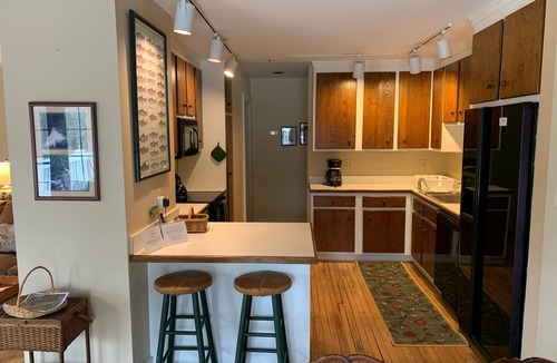 Warm Springs House | Hemlock Cottage Fisherman's Paradise