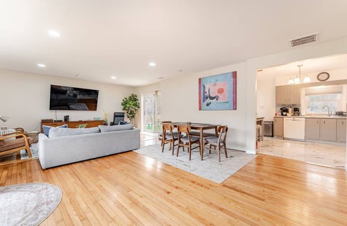 New Paltz House | Higashi: New Paltz family home with King bed minutes to downtown