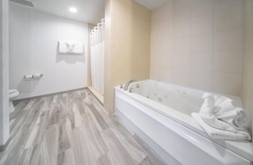 Clifton Park Hotel | Hilton Garden Inn Clifton Park