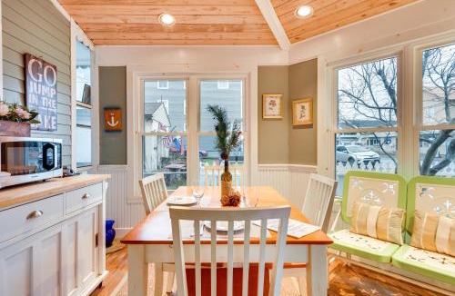 Bemus Point Apartment | Historic Bemus Point Studio w/Porch: Walk to Lake