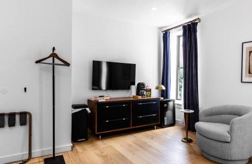 Bangor Apartment | Historic BLDG, Coffee Shop, FAST Wi-Fi, Room # 207