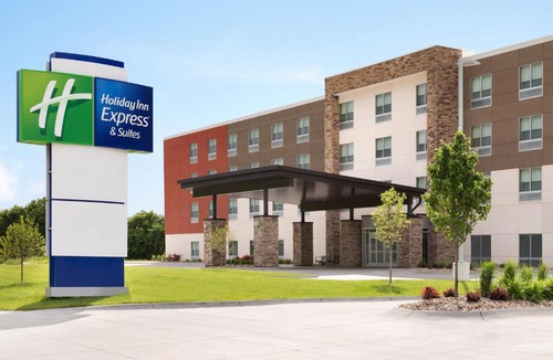 Clear Spring Hotel | Holiday Inn Express & Suites Clear Spring by IHG