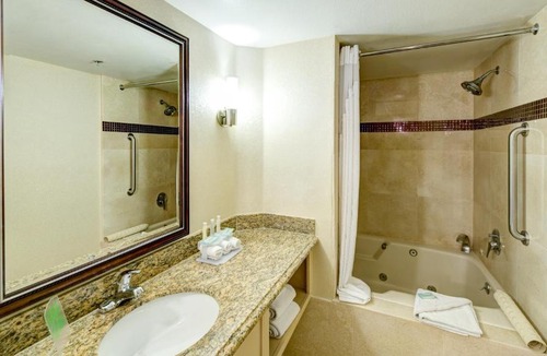 Rancho Bernardo Hotel | Holiday Inn Express San Diego - Rancho Bernardo, an IHG Hotel