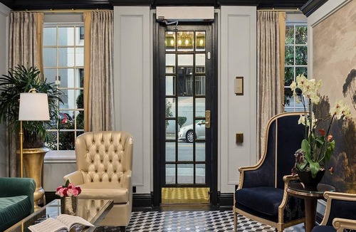 Fillmore District Condo | Hotel Room Performing Arts Venues Theater Lover!