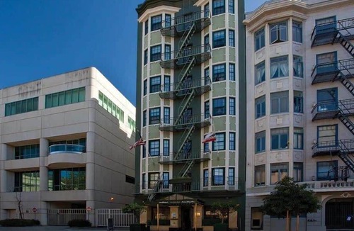 Fillmore District House | Hotel Suite at Wyndham Inn at the Opera Resort