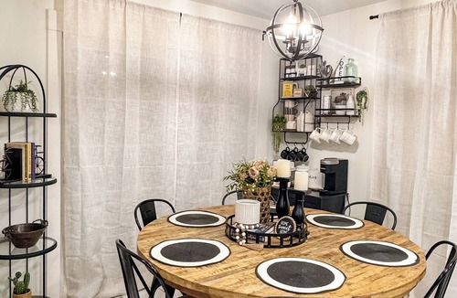 Lowell House | House of Olive Heart of NWA Family-Friendly 3BR Home Sleeps 6