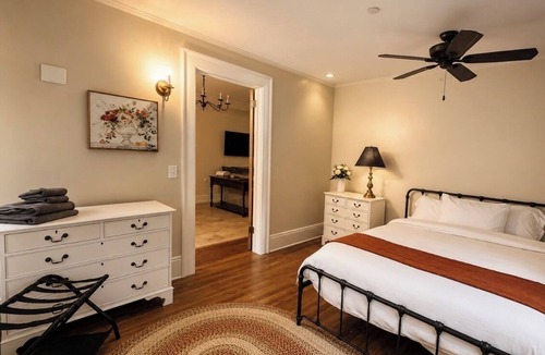 Ulster Park House | Hudson Valley Retreat! New Paltz + Kingston