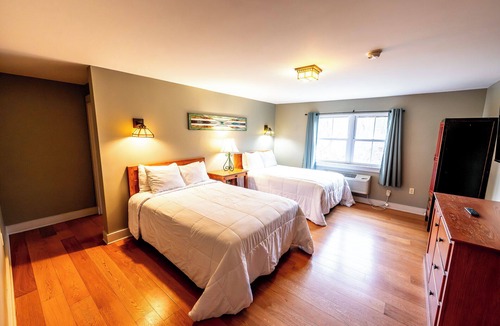 Shawnee On Delaware Hotel | Ideal Delaware Escape Near Pocono Mountain | Hiking Trails, Gol & Spa