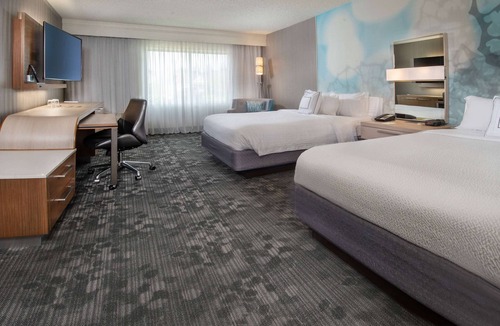 Norcross Hotel | Ideal Mix of Value, Comfort and Convenience! Free Parking, Pets Allowed, Pool