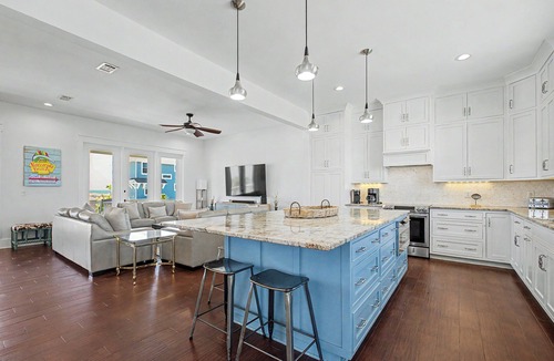 Toilla Segunda House | Incredibly Gorgeous Gulf View Home w/Pool; Spacious kitchen. Pets Welcome.