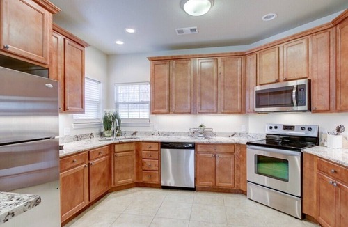 Mid America Condo | KAY'S "NO REGRETS" LOADED & LUXURIOUS 2/2 VILLA! NO STEPS! LAKE DISTRICT