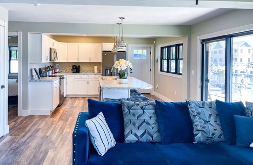Sylvan Beach House | Kayak Shack: 1st Floor, Waterfront Lake House, Dock Boat & Jet Ski