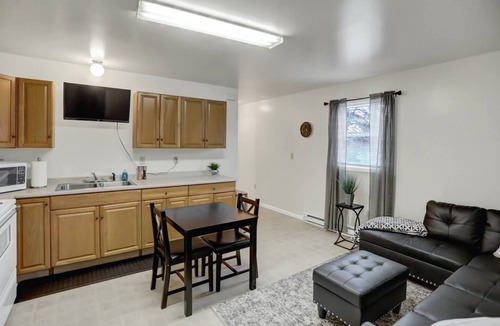 Halifax Apartment | King and Queen Suite Room 205 at Halifax Inn