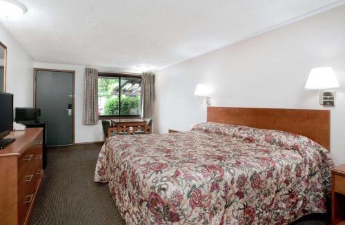 Pittston Hotel | Knights Inn Pittston