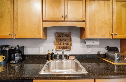 Lake Harmony Estates House | Lake Access, Lively Lake Harmony Location, Sleeps 14, Hot Tub, Wooded Retreat